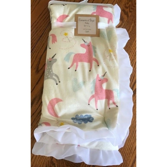 ELEMENTS OF STYLE RUFFLED UNICORN PRINT REVERSIBLE BABY QUILT 40" X 30" NWT - Picture 2 of 6